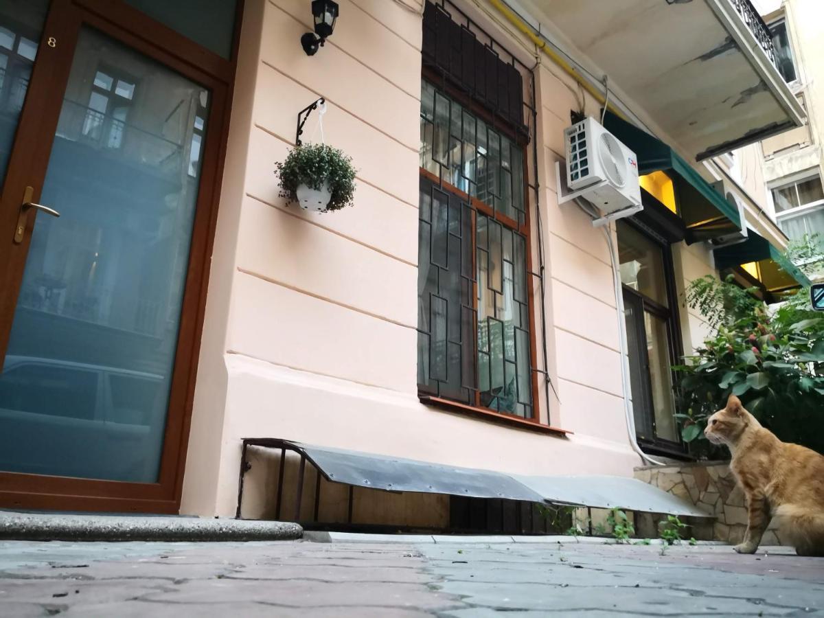 Затишні Апартаменти, Вулиця Дерибасівська, 13 Odesa Exterior foto